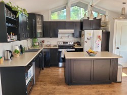 2177 Park Crescent  Coquitlam, BC V3J 6T1