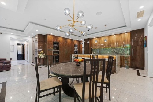 558 Glenross Road, West Vancouver, BC 