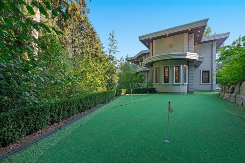 558 Glenross Road, West Vancouver, BC 