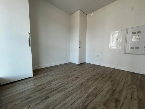 608-652 Whiting Way, Coquitlam, BC 