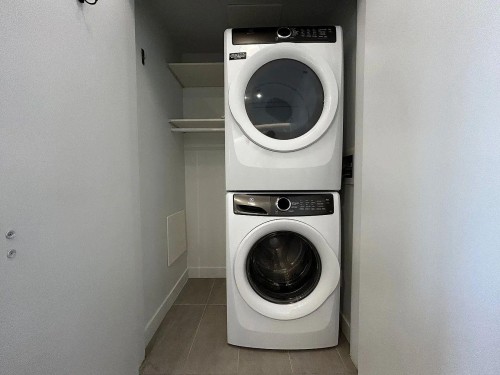 608-652 Whiting Way, Coquitlam, BC 