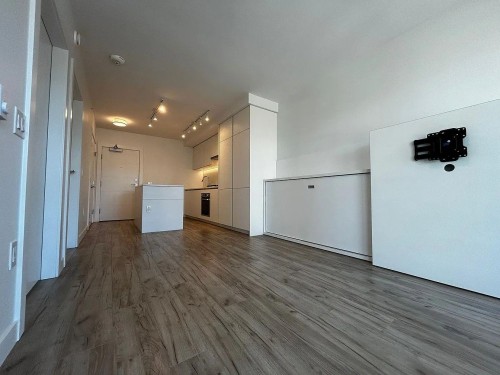 608-652 Whiting Way, Coquitlam, BC 