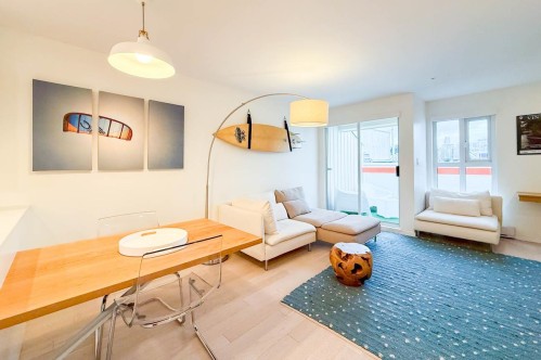 10-704 7Th Avenue W, Vancouver, BC 