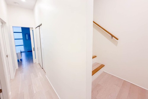 10-704 7Th Avenue W, Vancouver, BC 