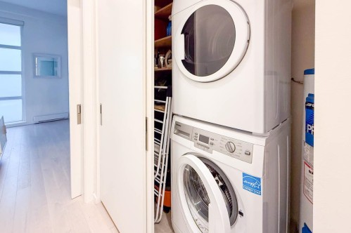 10-704 7Th Avenue W, Vancouver, BC 