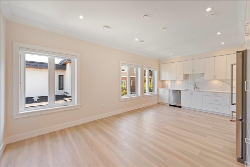 4854 Slocan Street, Vancouver, BC 