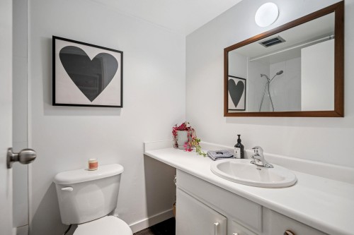 209-1420 8 Avenue E, Vancouver, BC 