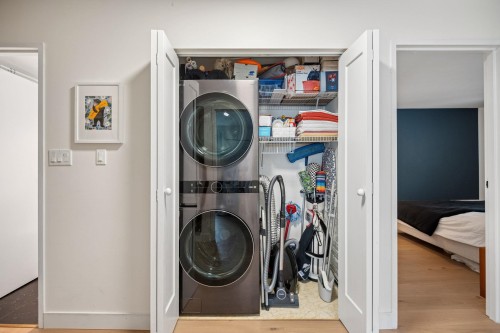 209-1420 8 Avenue E, Vancouver, BC 