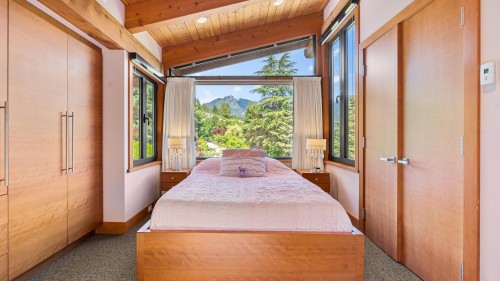 865 Andover Crescent, West Vancouver, BC 