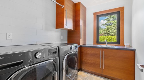 865 Andover Crescent, West Vancouver, BC 