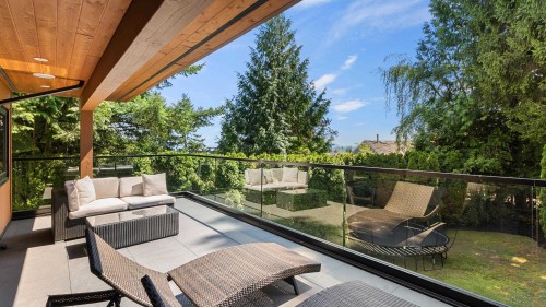 865 Andover Crescent, West Vancouver, BC 