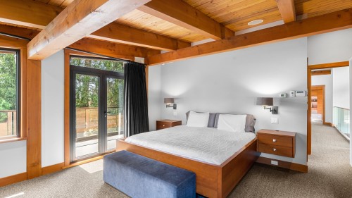 865 Andover Crescent, West Vancouver, BC 