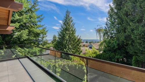 865 Andover Crescent, West Vancouver, BC 