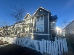 165-24951 112 Ave  Maple Ridge, BC V2W 0L1