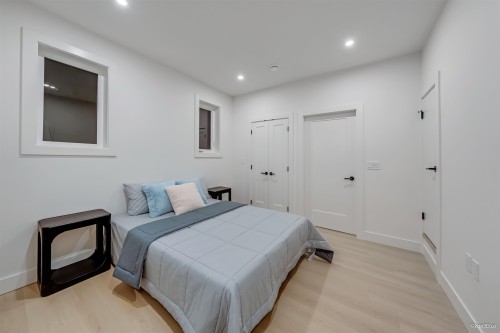 6728 Heather Street, Vancouver, BC 