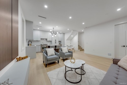 1-6730 Heather Street, Vancouver, BC 