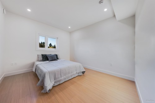 2-4211 Graveley Street, Burnaby, BC 