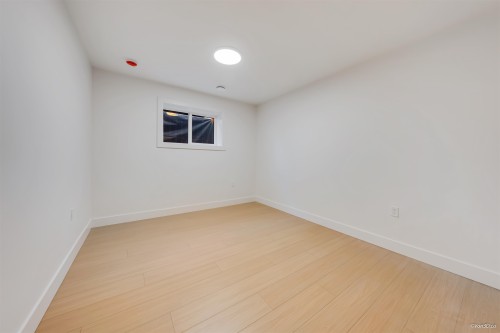 2-4211 Graveley Street, Burnaby, BC 