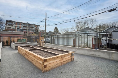 104-2268 Broadway E, Vancouver, BC 