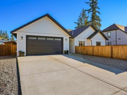 510 Jordan Way  Gibsons, BC V0N 1V5