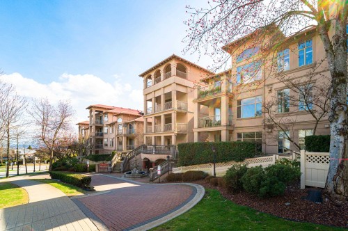 314-3176 Plateau Boulevard, Coquitlam, BC 