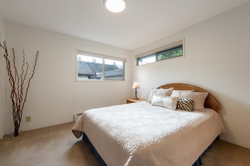 918 50B Street, Delta, BC 