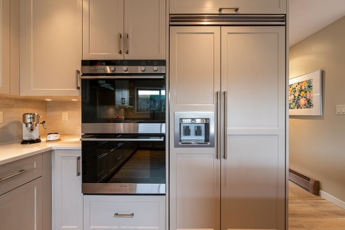 918 50B Street, Delta, BC 