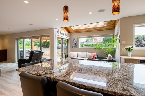 918 50B Street, Delta, BC 