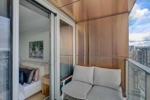 3809-1480 Howe Street, Vancouver, BC 