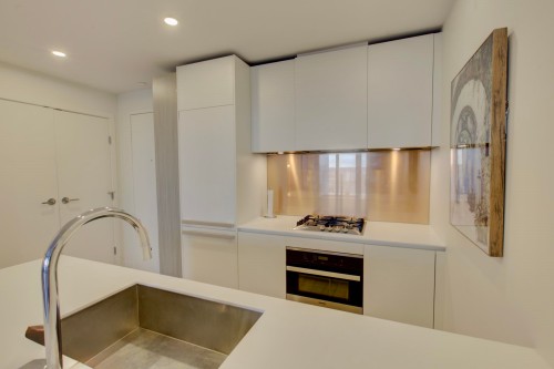 3809-1480 Howe Street, Vancouver, BC 