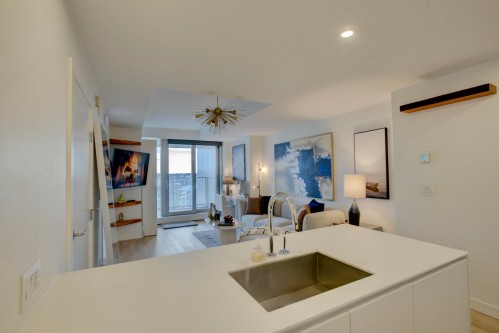 3809-1480 Howe Street, Vancouver, BC 