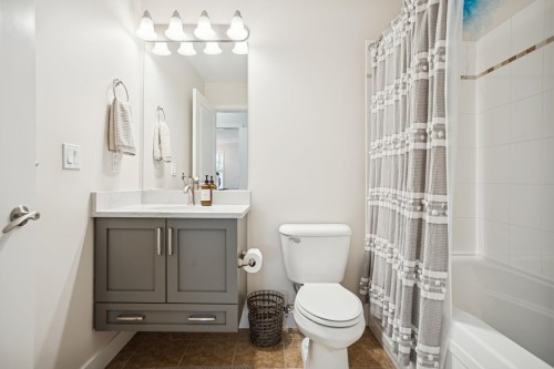 304-1375 View Crescent, Delta, BC 