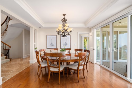 2356 Kadlec Court, West Vancouver, BC 