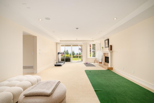 2356 Kadlec Court, West Vancouver, BC 