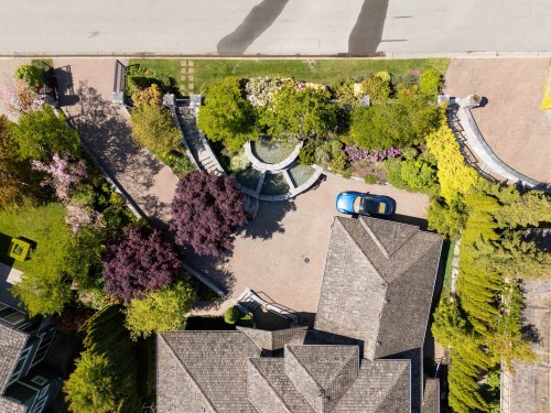 2356 Kadlec Court, West Vancouver, BC 