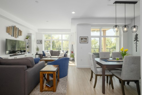 111-747 3Rd Street E, North Vancouver, BC 