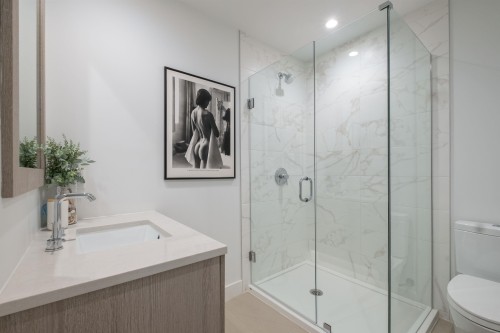 111-747 3Rd Street E, North Vancouver, BC 