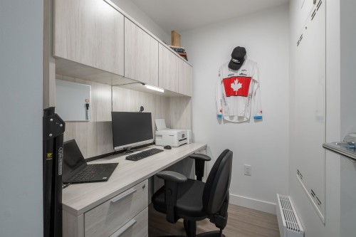 111-747 3Rd Street E, North Vancouver, BC 