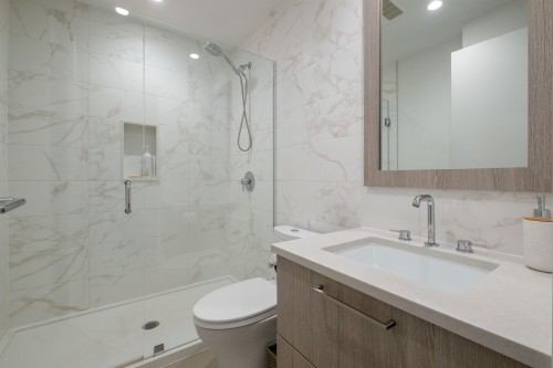 111-747 3Rd Street E, North Vancouver, BC 