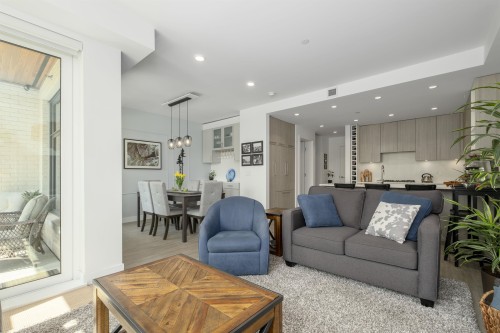 111-747 3Rd Street E, North Vancouver, BC 