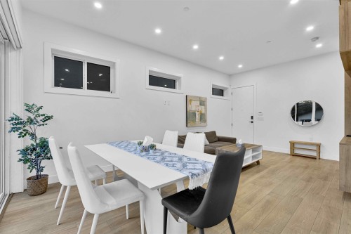 2666 8Th Avenue E, Vancouver, BC 