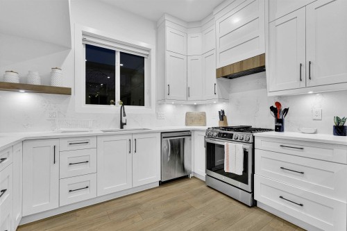 2666 8Th Avenue E, Vancouver, BC 