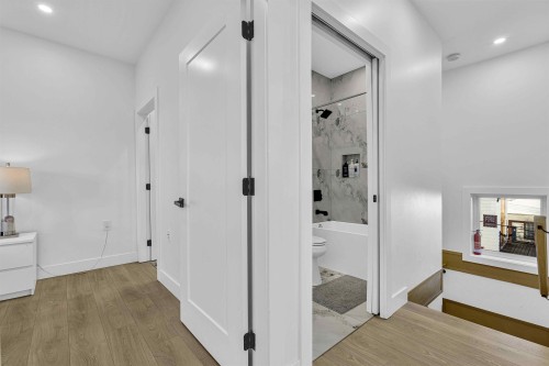 2666 8Th Avenue E, Vancouver, BC 