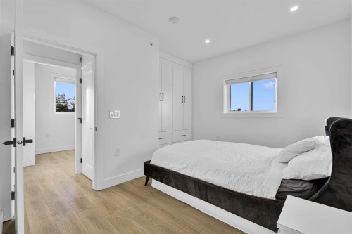 2666 8Th Avenue E, Vancouver, BC 