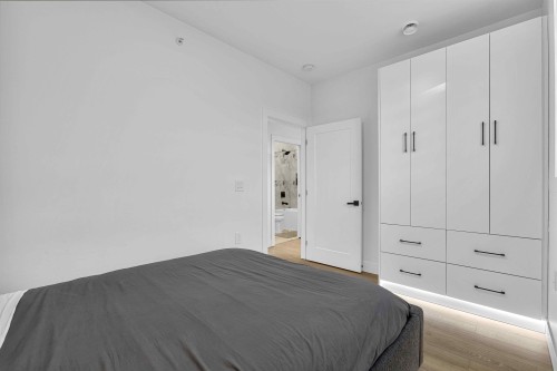 2666 8Th Avenue E, Vancouver, BC 