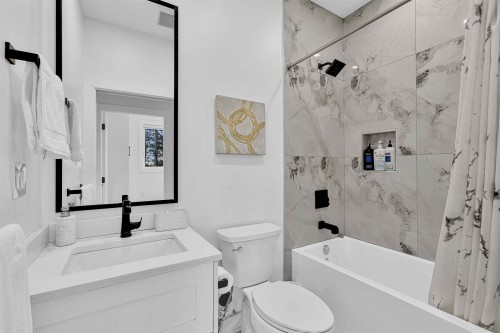 2666 8Th Avenue E, Vancouver, BC 