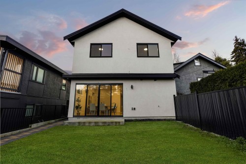 2666 8Th Avenue E, Vancouver, BC 