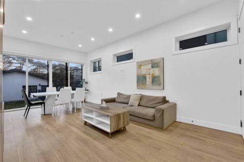 2666 8Th Avenue E, Vancouver, BC 