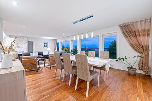 2272 Nelson Avenue, West Vancouver, BC 