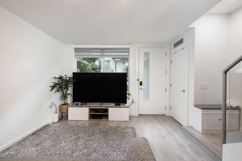 7887 French Street, Vancouver, BC 